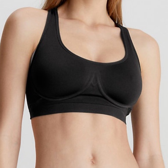 BRAND NEW - Calvin Klein Wirefree Bonded Flex Unlined Bralette - Black - Medium - Picture 4 of 8
